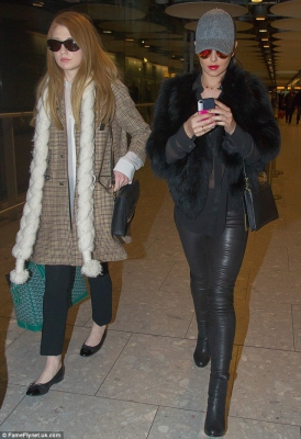 Cheryl_Arriving_at_Heathrow_Airport_6_10_13_282029.jpg