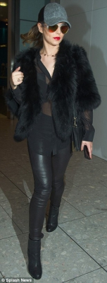Cheryl_Arriving_at_Heathrow_Airport_6_10_13_282129.jpg