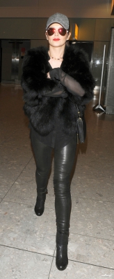 Cheryl_Arriving_at_Heathrow_Airport_6_10_13_282729.jpg