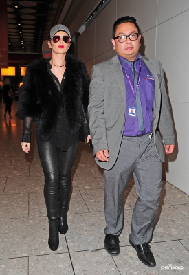 Cheryl_Arriving_at_Heathrow_Airport_6_10_13_284929.jpg