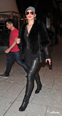 Cheryl_Arriving_at_Heathrow_Airport_6_10_13_28629.jpg