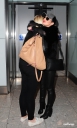 Имя файла=Cheryl_Arriving_at_Heathrow_Airport_6_10_13_285529.jpg
Размер файла=1584КБ
Размеры=1784x2928
Дата=Окт 07, 2013 Cheryl_Arriving_at_Heathrow_Airport_6_10_13_285529.jpg