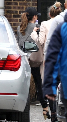 Cheryl_Cole_in_London_10_10_13_28529.jpg