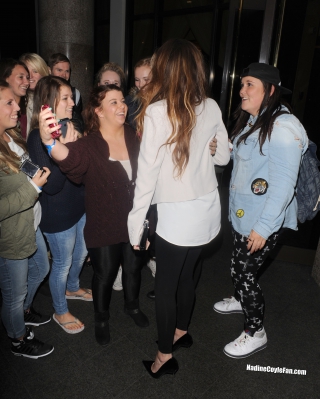 Nadine_Coyle_leaving_the_Nordoff_Robbins_Boxing_Fundraiser_07_10_13_284529.jpg