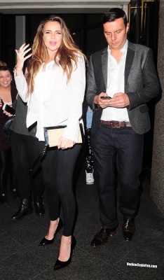 Nadine_Coyle_leaving_the_Nordoff_Robbins_Boxing_Fundraiser_07_10_13_288329.jpg