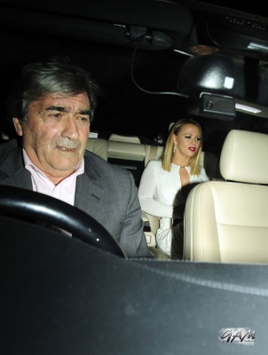 Kimberley_and_Sarah_leaving_the_Pride_of_Britain_awards_07_10_13_28529.jpg