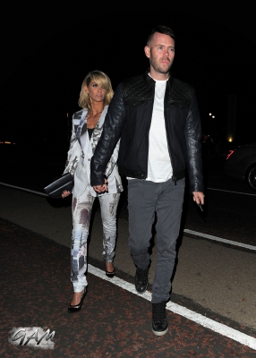 Sarah_and_Mark_leaving_the_Serpentine_Gallery_s_Party_16_09_13_281529.jpg