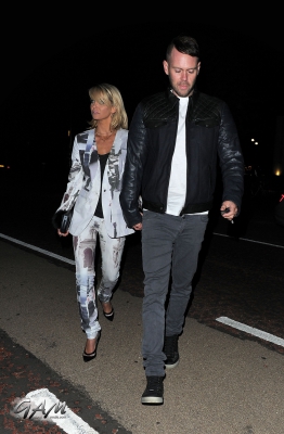 Sarah_and_Mark_leaving_the_Serpentine_Gallery_s_Party_16_09_13_281729.jpg
