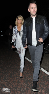 Sarah_and_Mark_leaving_the_Serpentine_Gallery_s_Party_16_09_13_282129.jpg