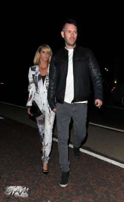 Sarah_and_Mark_leaving_the_Serpentine_Gallery_s_Party_16_09_13_282229.jpg