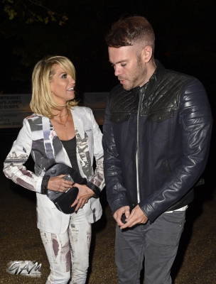 Sarah_and_Mark_leaving_the_Serpentine_Gallery_s_Party_16_09_13_28229.jpg