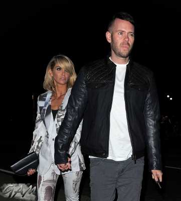 Sarah_and_Mark_leaving_the_Serpentine_Gallery_s_Party_16_09_13_282629.jpg