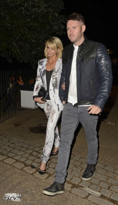 Sarah_and_Mark_leaving_the_Serpentine_Gallery_s_Party_16_09_13_28929.jpg