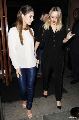 Cheryl_and_Kimberley_Leaving_Zuma_Restaurant_19_10_13_284029.jpg