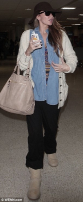 Nadine_Coyle_at_LAX_Airport_17_10_13_28329.jpg
