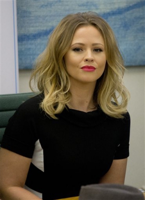 Kimberley_Walsh_at_the_Launch_of_Asian_Sunday_London_Edition_29_10_13_281629.jpg