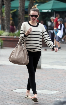Nadine_Coyle_out_and_about_in_Los_Angeles_28_10_13_281829.jpg