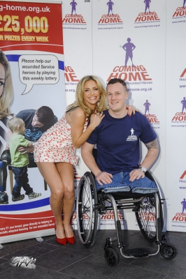 Sarah_Harding_launches_the_Coming_Home_Lottery_30_10_13_285729.jpg