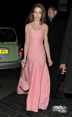 Nicola_and_Sarah_leaving_the_Cosmopolitan_Awards_05_12_13_282329.jpg