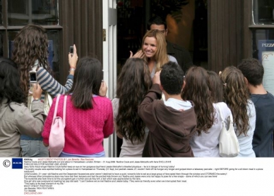 Nadine___Jesse_Out___About_Hampstead_London_31_08_06_28229.jpg