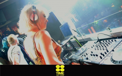 Sarah_Harding_at_TIME_Bar_2B_Venue2C_Northern_Ireland_01_02_14_282029.jpg