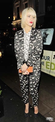 Sarah_Harding_Arriving_and_Leaving_the_InStyle_bafta_party_04_02_14_2810529.jpg