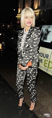 Sarah_Harding_Arriving_and_Leaving_the_InStyle_bafta_party_04_02_14_2812829.jpg