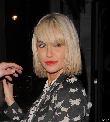 Sarah_Harding_Arriving_and_Leaving_the_InStyle_bafta_party_04_02_14_282029.jpg