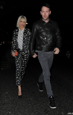 Sarah_Harding_Arriving_and_Leaving_the_InStyle_bafta_party_04_02_14_282929.jpg