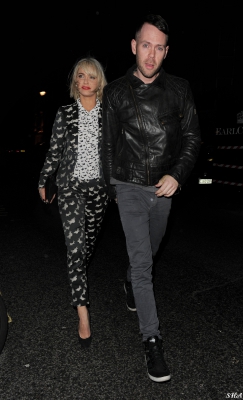 Sarah_Harding_Arriving_and_Leaving_the_InStyle_bafta_party_04_02_14_283129.jpg