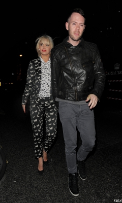 Sarah_Harding_Arriving_and_Leaving_the_InStyle_bafta_party_04_02_14_283229.jpg