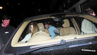 Nicola_Roberts_leaving_the_Mayfair_Hotel_10_02_14_281429.jpg