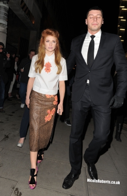 Nicola_Roberts_outside_House_of_Holland_show_at_BFC_Showspace_15_02_14_282129.jpg
