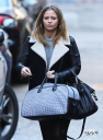 Kimberley_Walsh_leaving_her_management_offices_18_02_14_28929.jpg