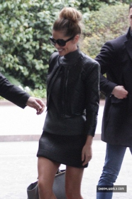 Arriving_at_Hotel_Principe_di_Savoia_in_Milan_21_02_14_281529.jpg
