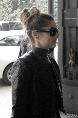 Arriving_at_Hotel_Principe_di_Savoia_in_Milan_21_02_14_282129.jpg