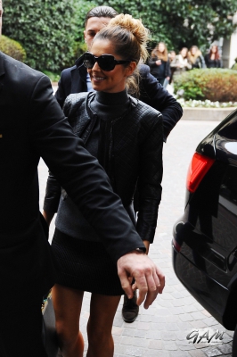 Arriving_at_Hotel_Principe_di_Savoia_in_Milan_21_02_14_28829.jpg