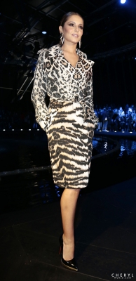 Roberto_Cavalli_Fashion_Show_-_Front_Row_22_02_14_284029.jpg