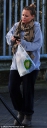 Имя файла=Kimberley_Walsh_at_petrol_station_25_02_14_28129.jpg
Размер файла=75КБ
Размеры=306x822
Дата=Март 01, 2014 Kimberley_Walsh_at_petrol_station_25_02_14_28129.jpg