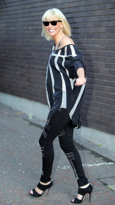 Sarah_Harding_leaving_the_ITV_studios_26_02_14_283029.jpg