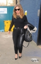 Имя файла=Kimberley_Walsh_leaving_a_recording_studio2C_London_05_03_14_28929.jpg
Размер файла=648КБ
Размеры=1970x3045
Дата=Март 09, 2014 Kimberley_Walsh_leaving_a_recording_studio2C_London_05_03_14_28929.jpg