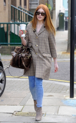 Nicola_Roberts_out_and_about_in_West_London_27_03_14_28129.jpg