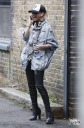 Sarah_Harding_taking_a_break_outside_a_studio_25_03_14_28929.jpg