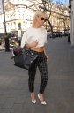 Имя файла=Sarah_Harding_out_and_about_in_London_24_03_14_283229.jpg
Размер файла=1528КБ
Размеры=1972x3000
Дата=Март 30, 2014 Sarah_Harding_out_and_about_in_London_24_03_14_283229.jpg