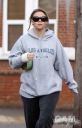 Kimberley_Walsh_seen_going_to_a_friends_house_07_04_14_281229.jpg