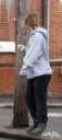Kimberley_Walsh_seen_going_to_a_friends_house_07_04_14_281329.jpg