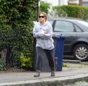 Kimberley_Walsh_seen_going_to_a_friends_house_07_04_14_28229.jpg