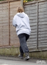Kimberley_Walsh_seen_going_to_a_friends_house_07_04_14_28329.jpg