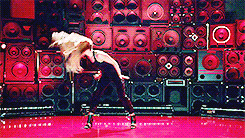 tumblr_n411drS7Ww1tyw6h2o6_250.gif
