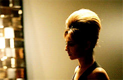 tumblr_n7zied8fQo1r211q8o5_250.gif